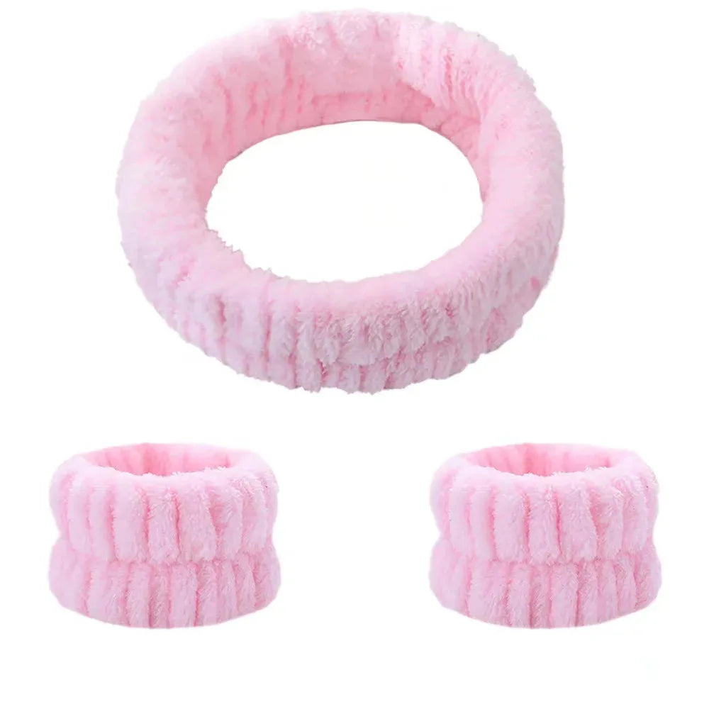 Ultra-Absorbent Skincare Wristbands (No-Mess Cleansing)