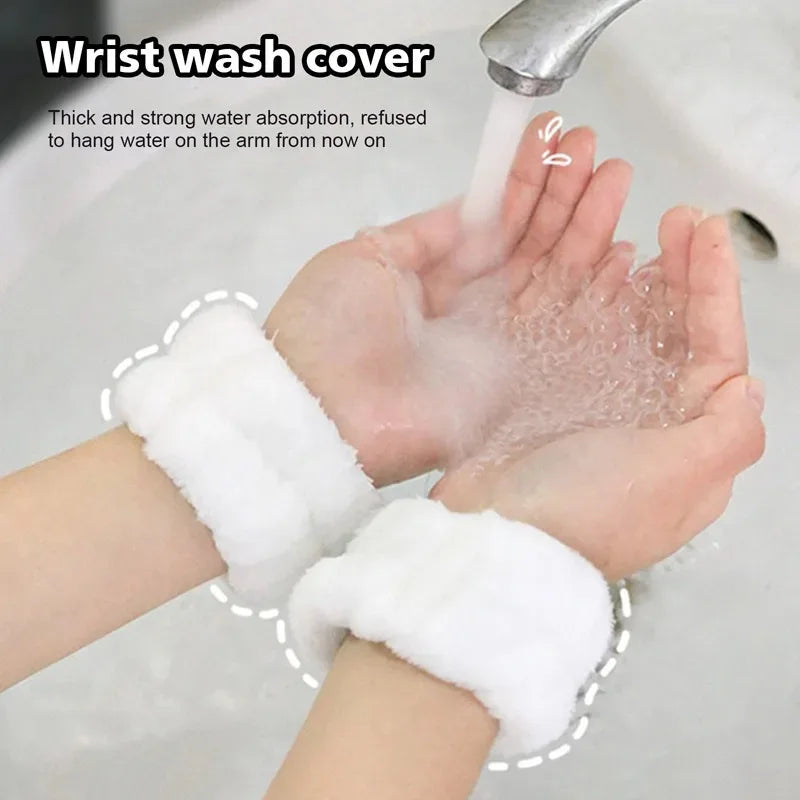 Ultra-Absorbent Skincare Wristbands (No-Mess Cleansing)