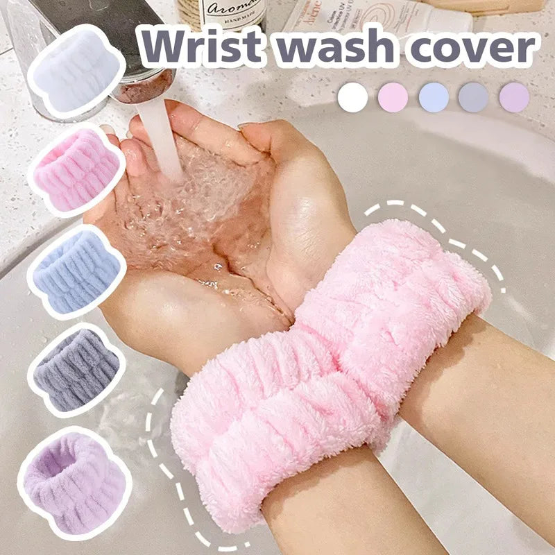 Ultra-Absorbent Skincare Wristbands (No-Mess Cleansing)