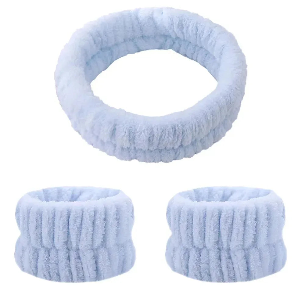 Ultra-Absorbent Skincare Wristbands (No-Mess Cleansing)