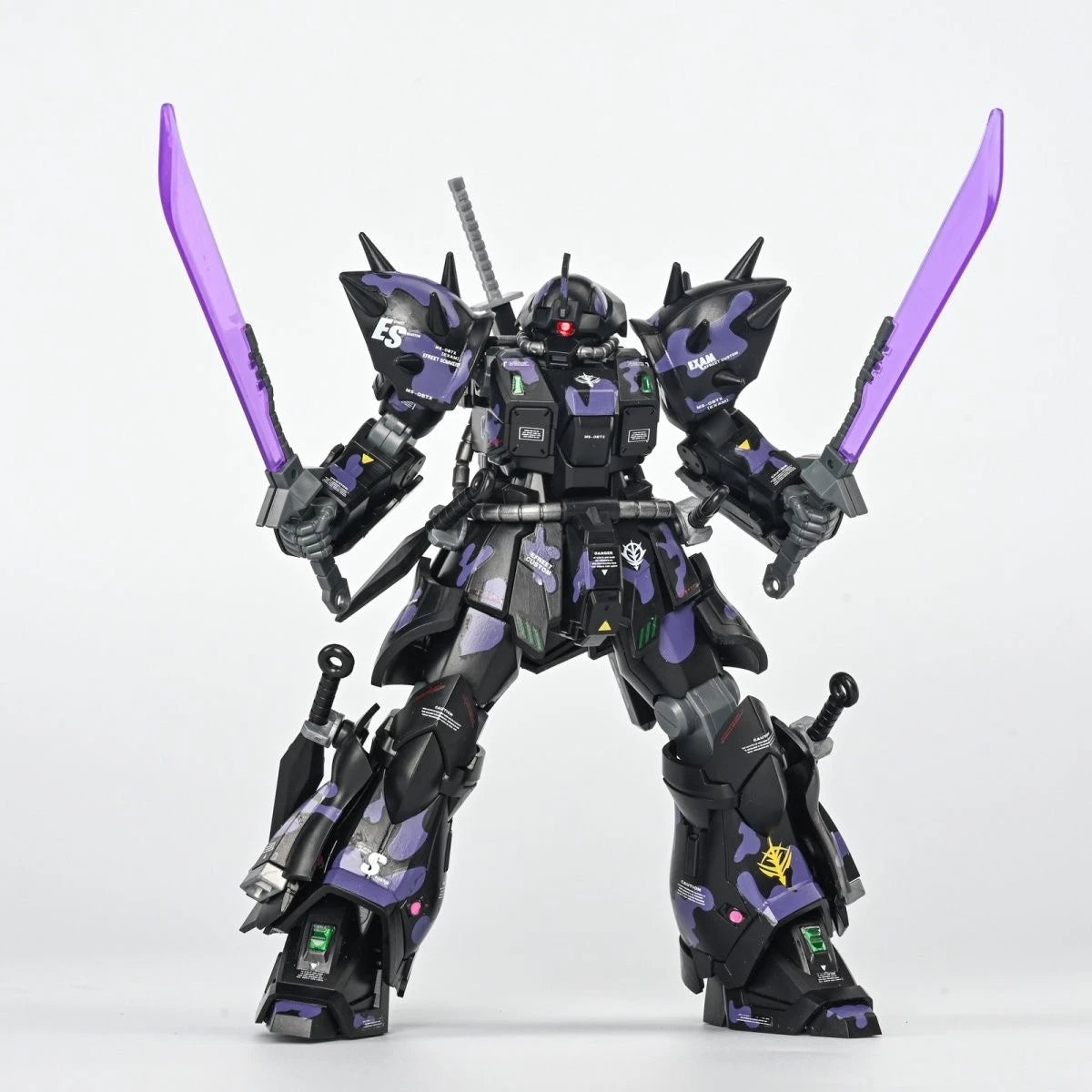 HG 1/144 Efreet Dark Night Mecha Model